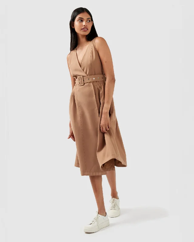 Miss Independence Midi Dress | Women | Camel