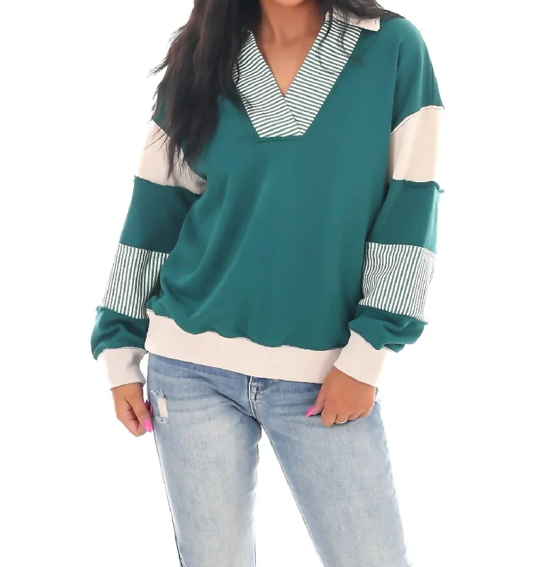 Girl On The Go Colorblock Sweatshirt In Hunter Green